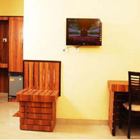 Didi Hotel Lucknow Eksteriør billede